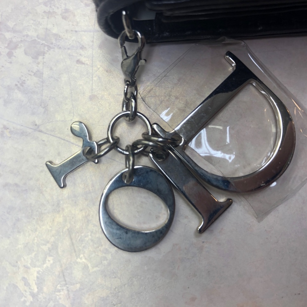 Christian Dior Wallet - Picture 3 of 5